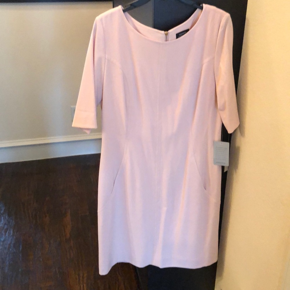 Beautiful pale pink Tahari dress. Size 12 new tags